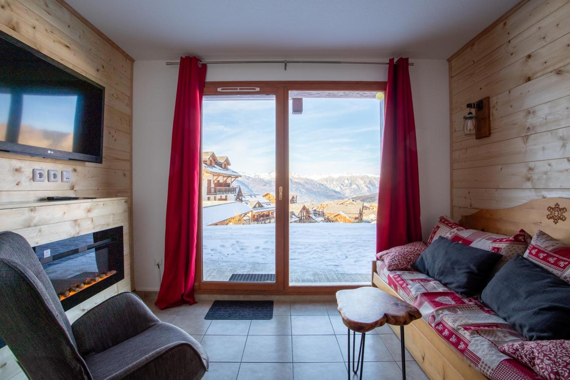 Cosy Cottage 1800 - Pied Des Pistes - Piscine, Sauna, Parking Privee ليه أورس المظهر الخارجي الصورة