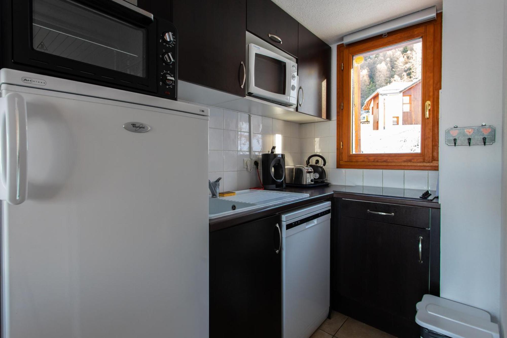 Cosy Cottage 1800 - Pied Des Pistes - Piscine, Sauna, Parking Privee ليه أورس المظهر الخارجي الصورة