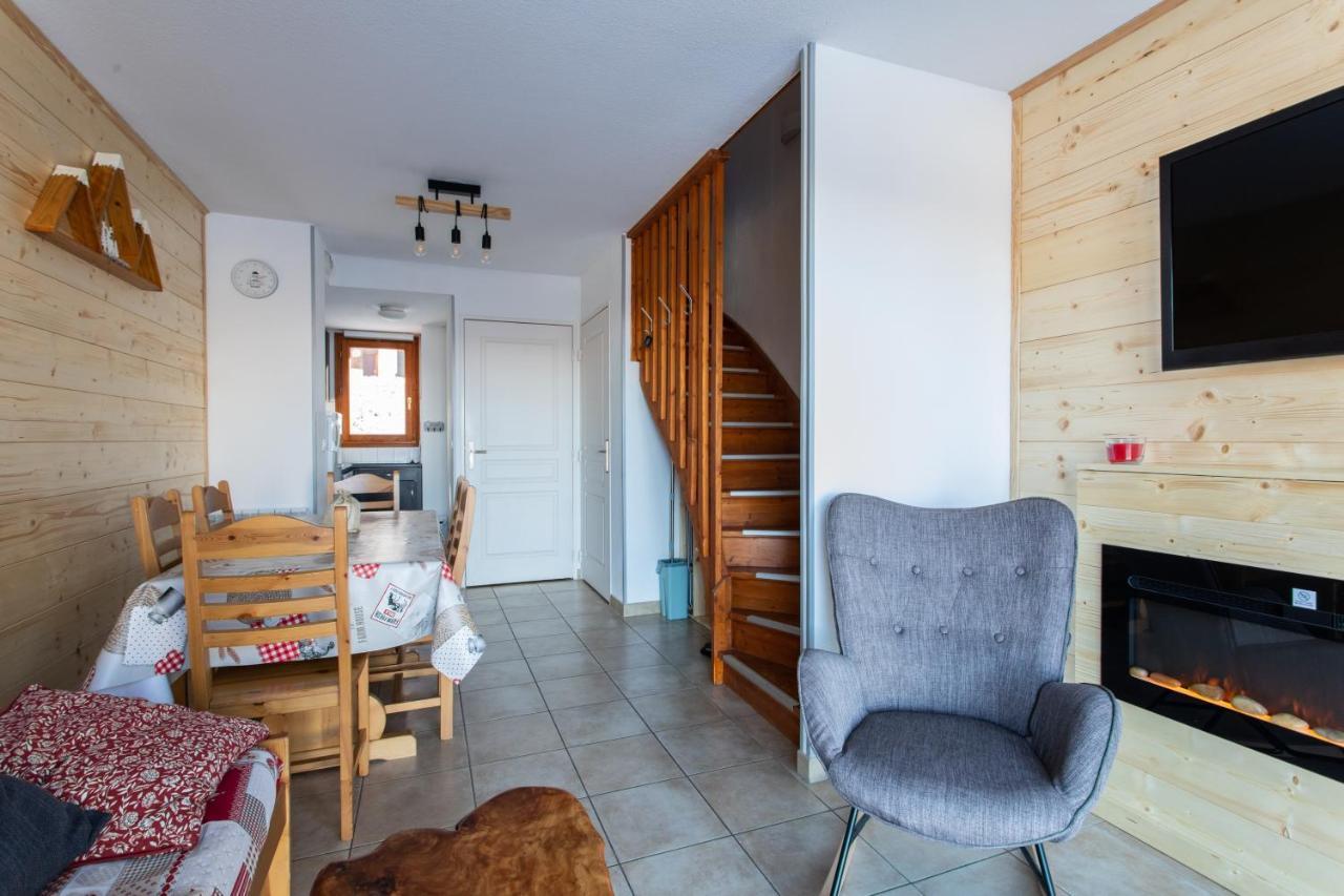 Cosy Cottage 1800 - Pied Des Pistes - Piscine, Sauna, Parking Privee ليه أورس المظهر الخارجي الصورة