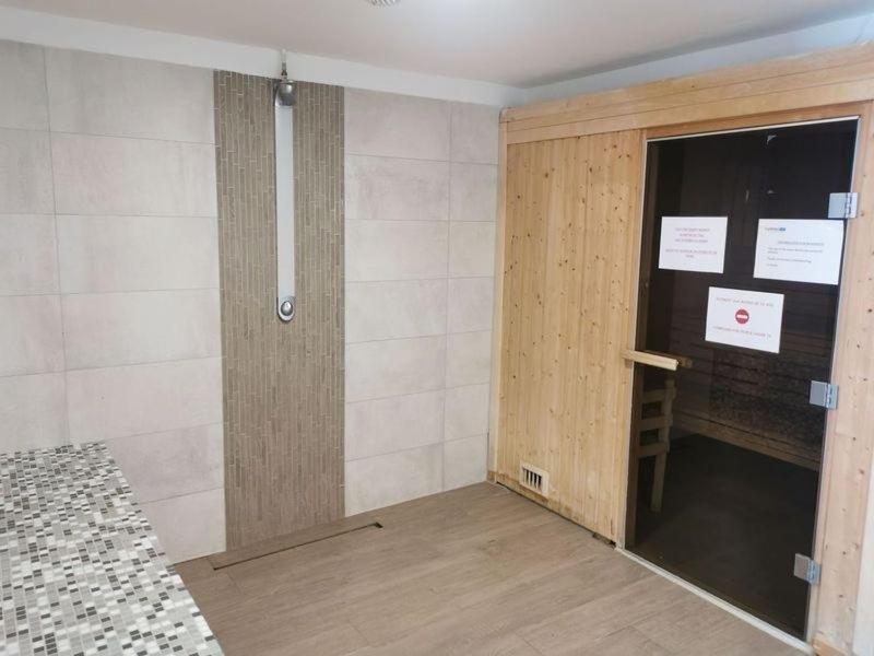 Cosy Cottage 1800 - Pied Des Pistes - Piscine, Sauna, Parking Privee ليه أورس المظهر الخارجي الصورة